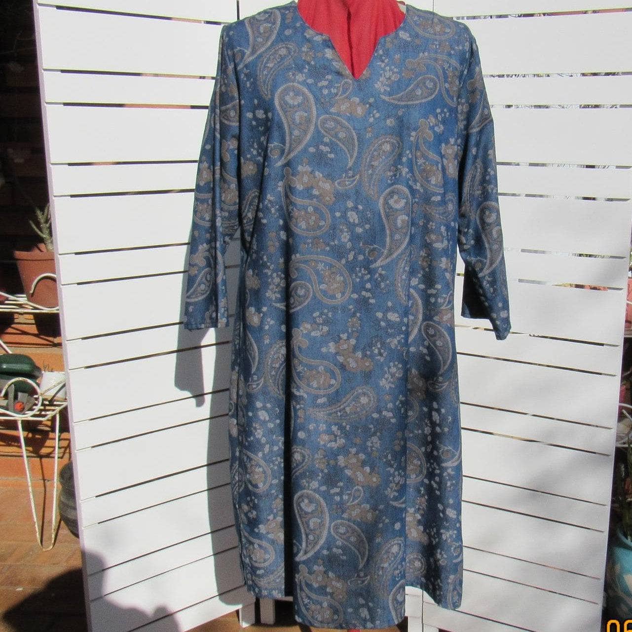 FCF14_Cesca_Tunic_Dress_full-bust_blue_paisley_front