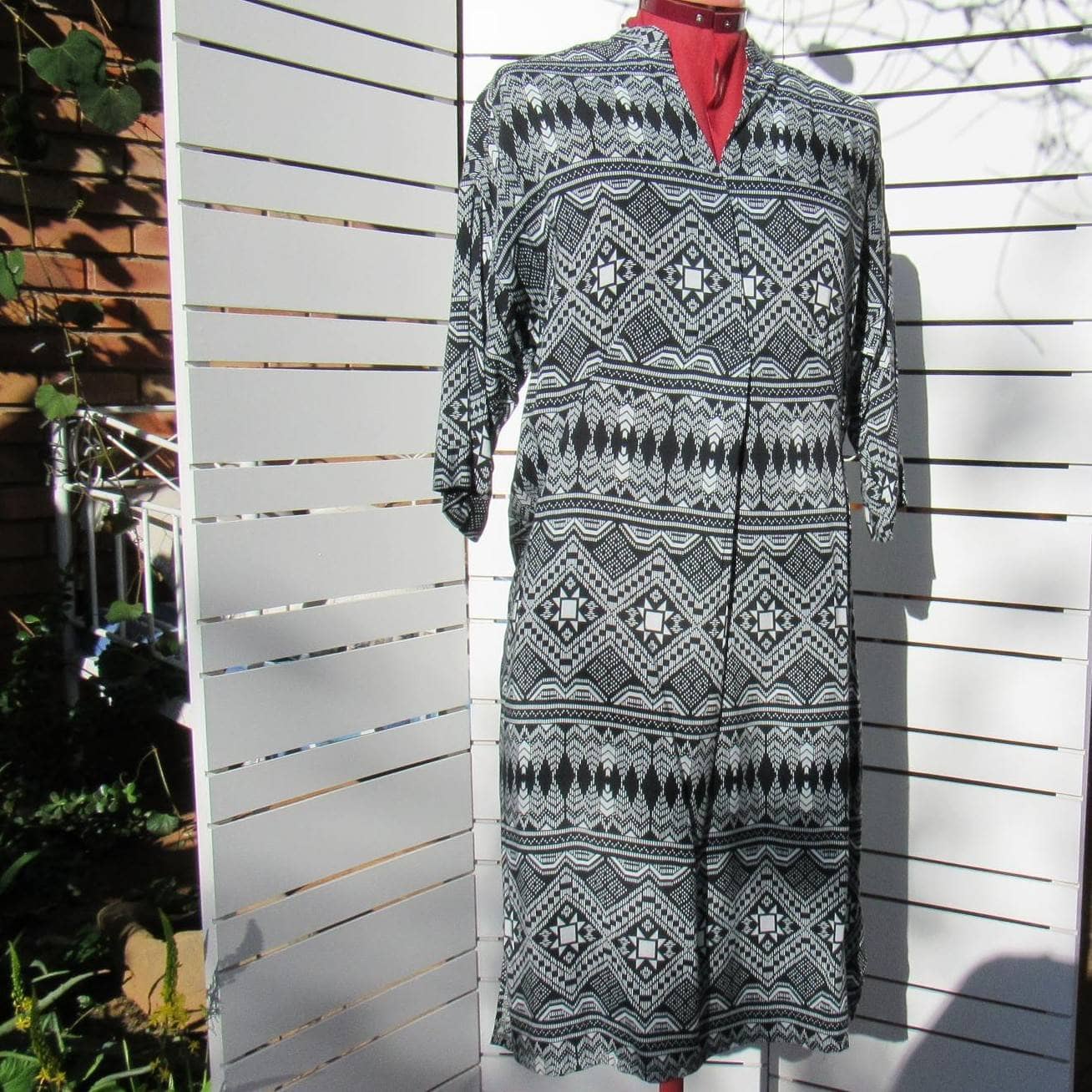 FCF25_Zoe_shirt_dress_full-bust_black_white_tribal_diamonds_front
