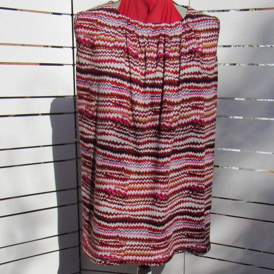 FCF28_Liesel_sleeveless_top_full-bust_red_zigzag_stripes_front